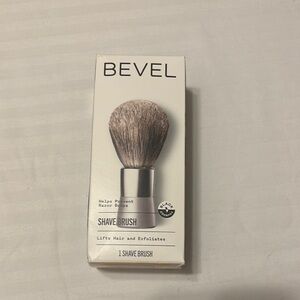 Silver and Brown Bath Accessories for a Luxurious Experience